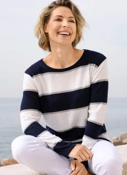 Pullover mit aufwendiger Steinchenzier