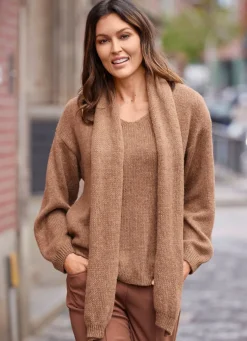 Pullover mit Schal und in flauschiger Kuschelqualität