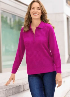 Pullover mit streckenden Strukturstreifen