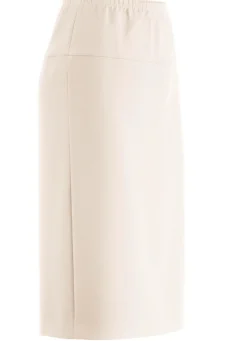 Rock in gerader Schnittführung