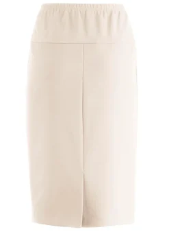 Rock in gerader Schnittführung