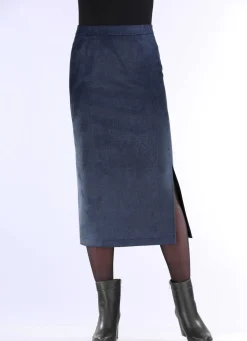 Rock in gerader Schnittführung