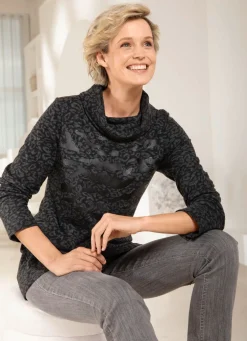 Rollkragenshirt mit Kontrastdruck