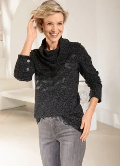 Rollkragenshirt mit Kontrastdruck