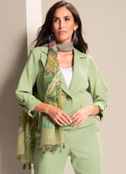 Schal mit Quasten an den Enden