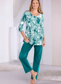 Schlafanzug mit 3/4 langen Ärmeln und langer Hose