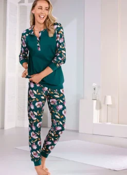 Schlafanzug mit Bündchenabschlüssen