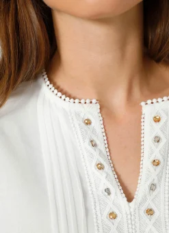 Schlupfbluse mit Rüschen