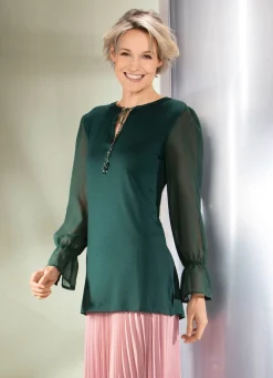 Shirt mit ausgefallener Ausschnittverarbeitung in 2 Farben