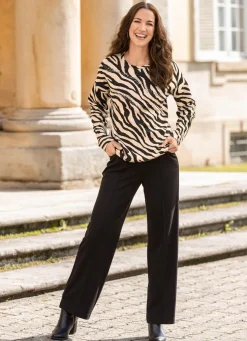 Shirt mit Plättchenzier im Vorderteil