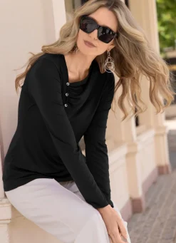 Shirt mit Zierknöpfen