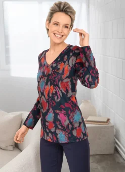 Shirt mit Ziersteinen im Vorderteil