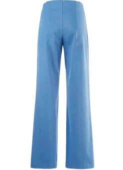 Soft-Stretch-Hose in modischer Weite