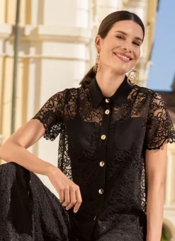 Spitzenbluse mit Hemdkragen