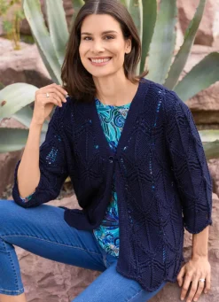 Strickjacke in effektvoller Häkeloptik