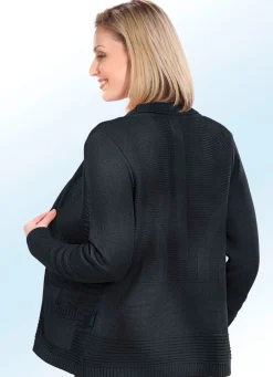 Strickjacke mit Strukturen