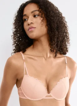Triuimph Push-up-Bügel-BH aus feiner Elastikspitze