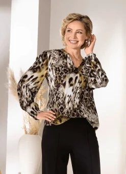 Tunika mit gesmokten Abschlüssen