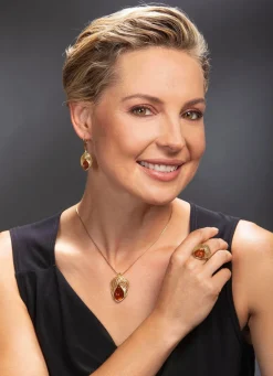 Vergoldeter Damenring mit Bernstein